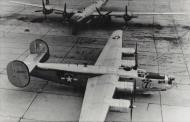 Asisbiz 44 50267 B 24M Liberator The Lucky 7 was the 7000th Ford built Liberator with a Boeing B 29 Superfortress state side 01