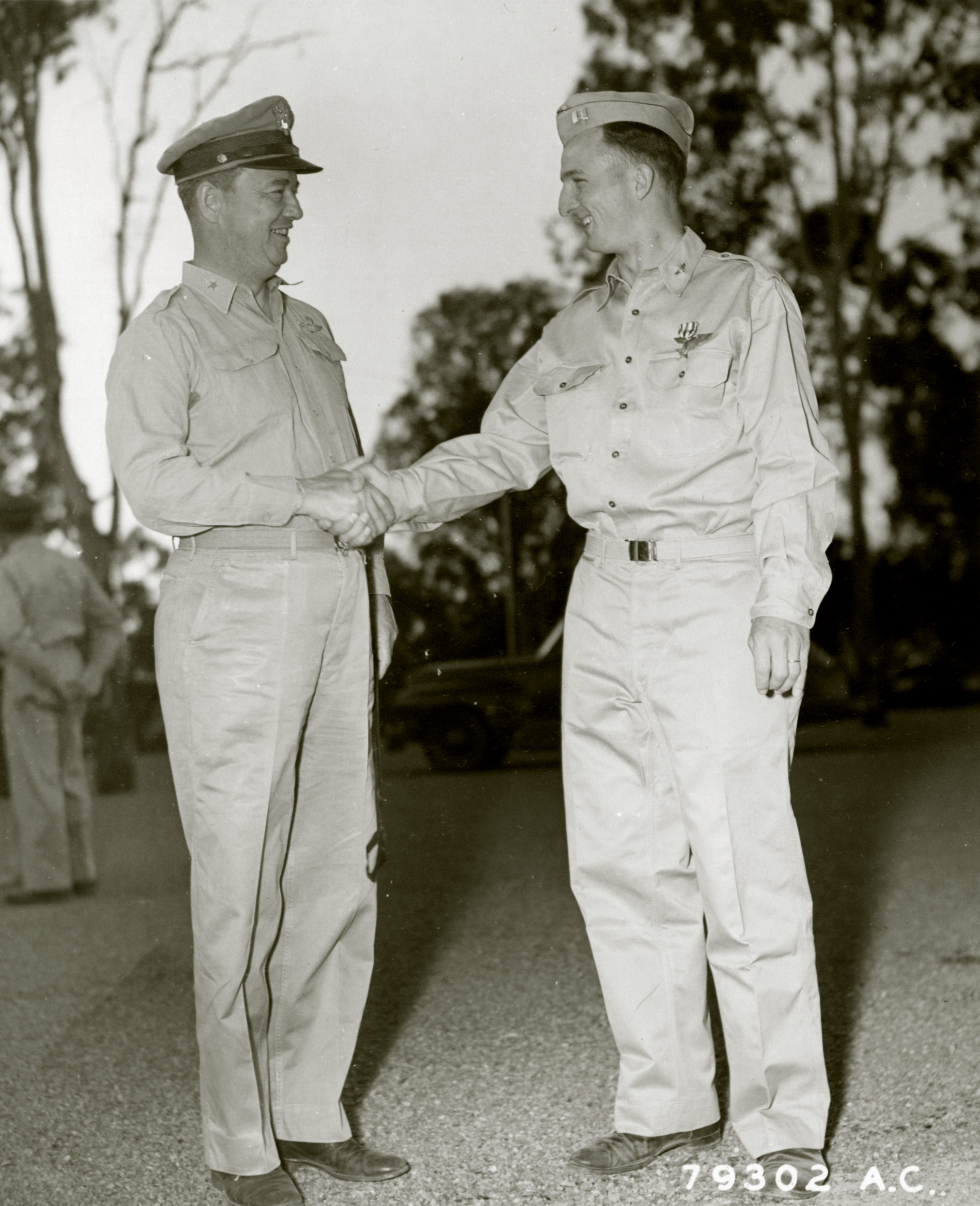 5AF 45th Service Group 8th Service Squadron Capt Theodore Swanson awarded the Silver Star May 1943 NA535