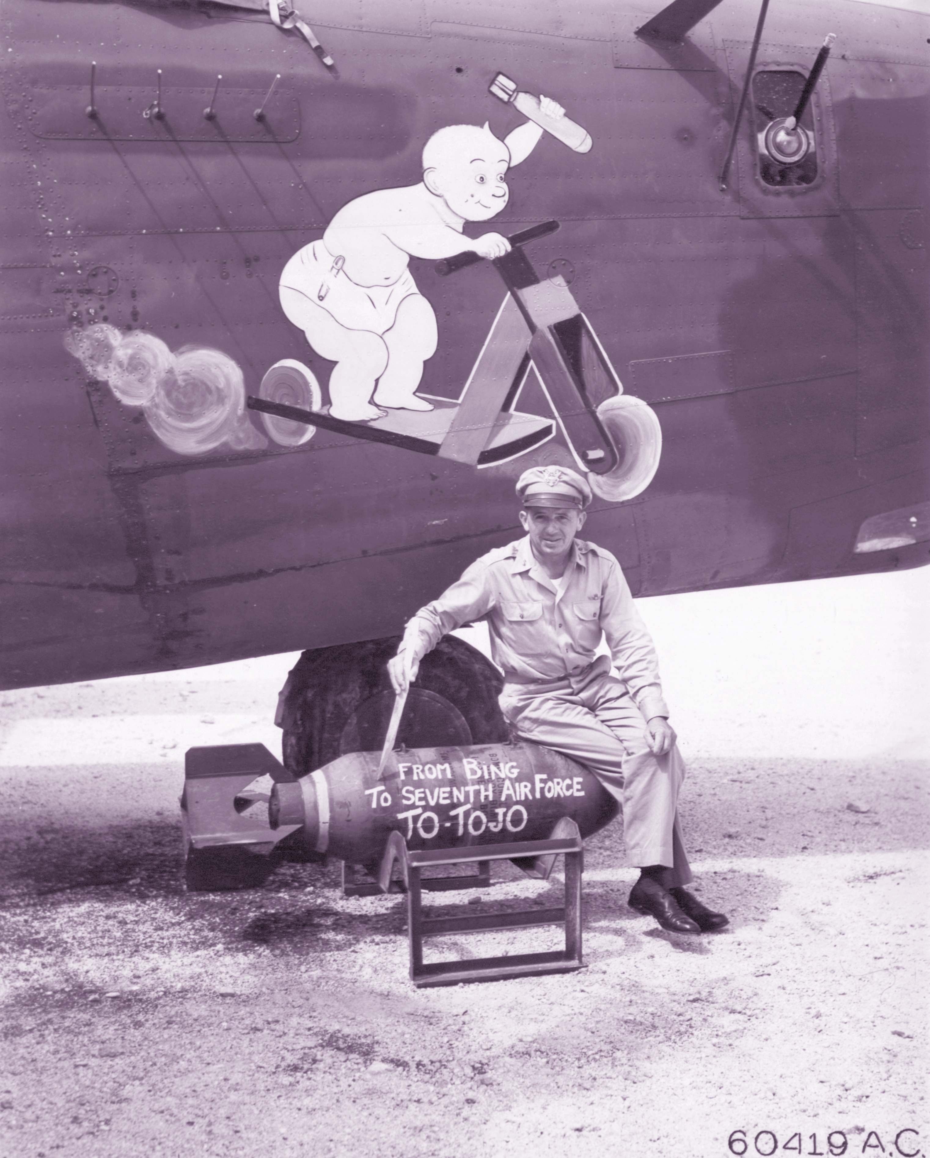 General Willis H Hale with Bing Crosby bomb at Funafuti 27th Dec 1943 NA291