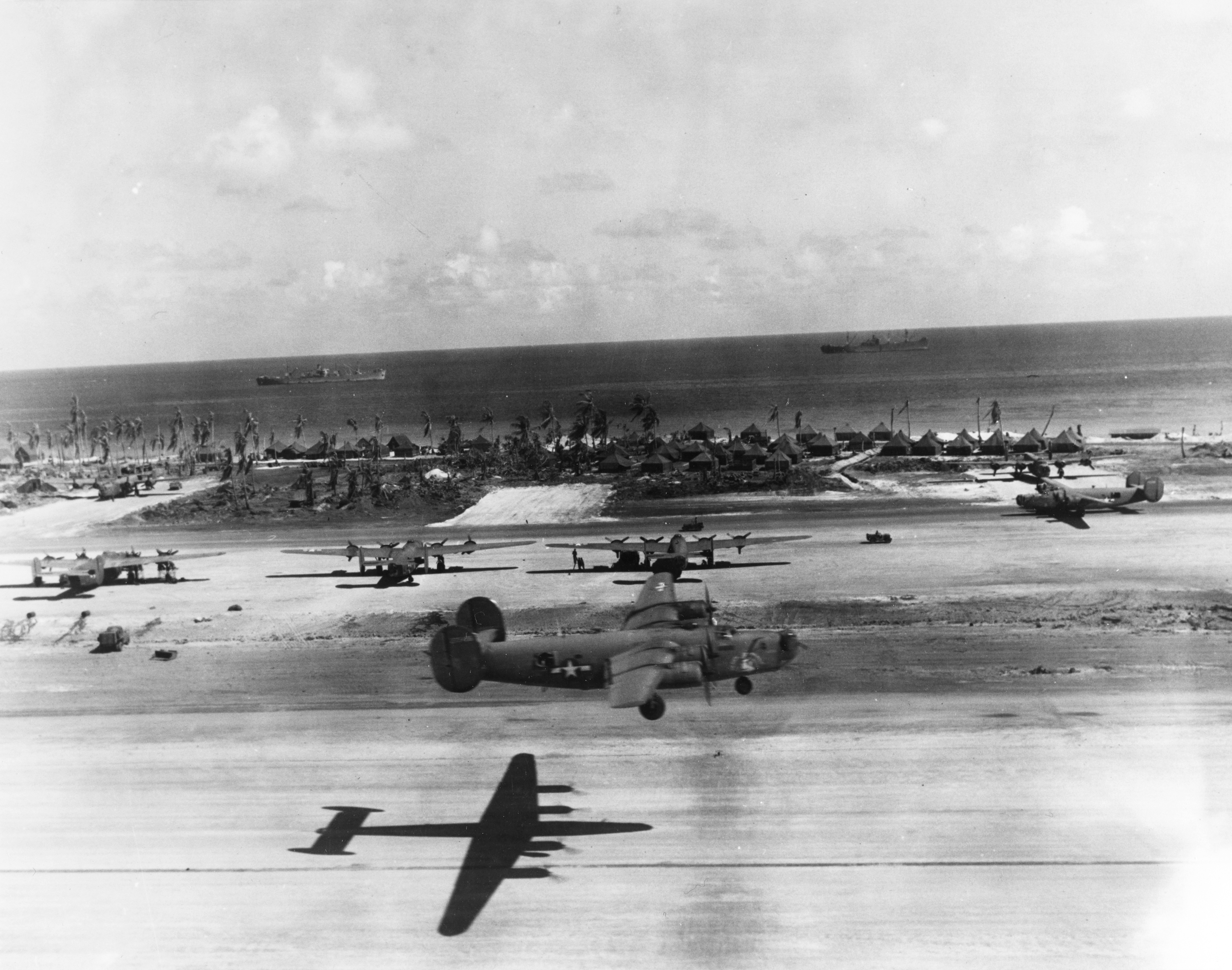 USAAF 7AF B-24 Liberator base at Eniwetok Island Eniwetok Atoll Marshall Islands 13th April 1944 80 G 251484