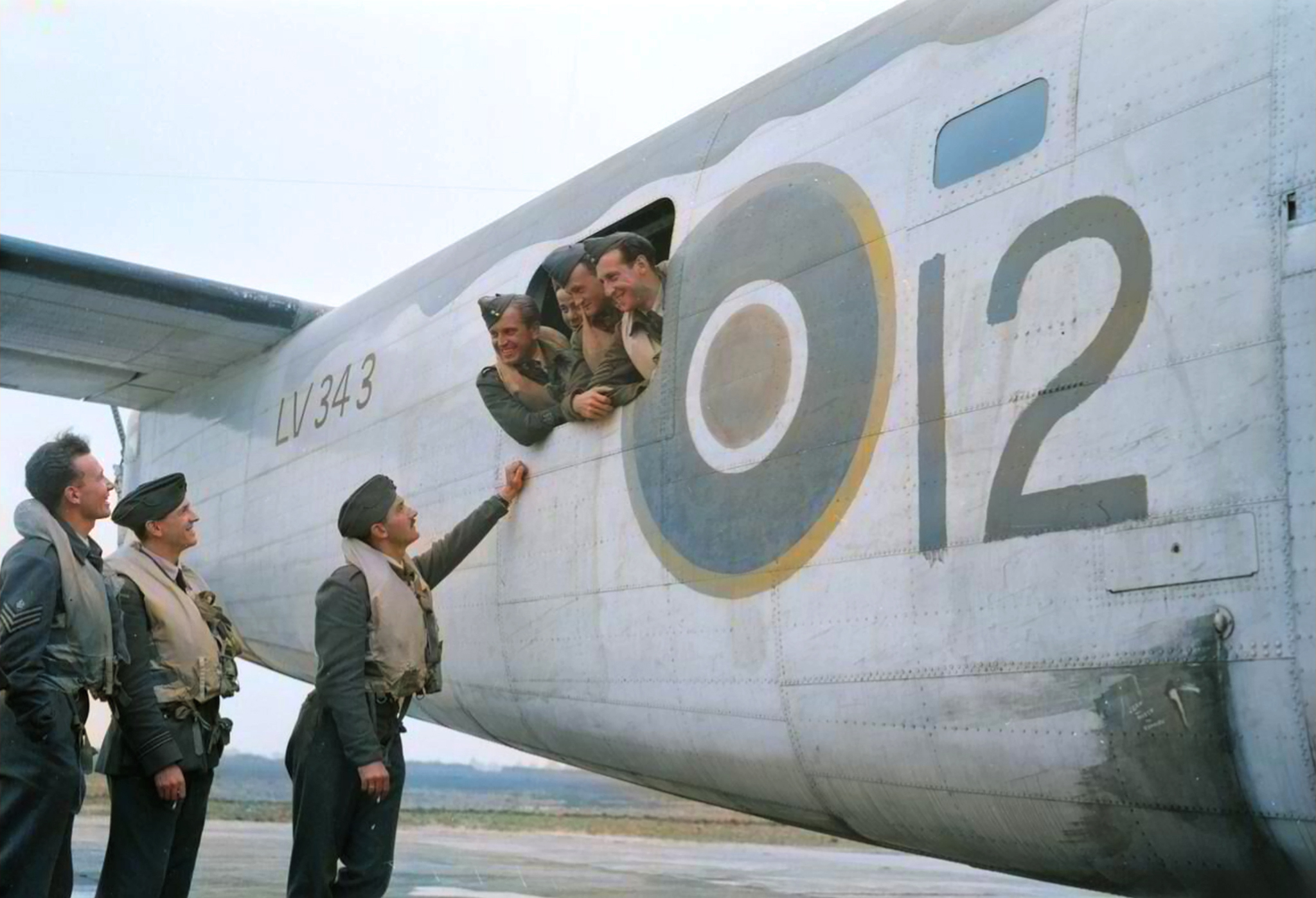 FMS Liberator IIA RAF 311Sqn 12 LV343 with Czech crew at Beaulieu 21st July 1943 01