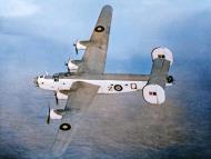 Asisbiz FMS Liberator GRV RAF 86Sqn 2Q BZ877 based at Ballykelly County Londonderry Northern Ireland in flight 1943 IWM CH11800