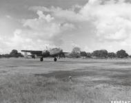 Asisbiz 41 29899 B 25D Mitchell 10AF 341BG490BS Mr Jiggs landing on a strip in India 6th Dec 1942 NA125