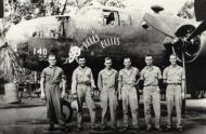 Asisbiz 41 30019 B 25D Mitchell 5AF 345BG499BS Air Apaches Hell's Belles in New Guinea 1943 01