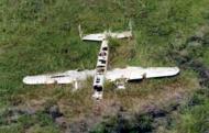 Asisbiz 41 30099 B 25D Mitchell 5AF 345BG501BS The Wolf Pack abandoned in New Guinea 2000 01