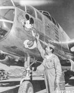 Asisbiz B 25D Mitchell 7AF 45BG Mickey a hack used by BrigGen Ernest 'Mickey' Moore CO at Iwo Jima 1945 01