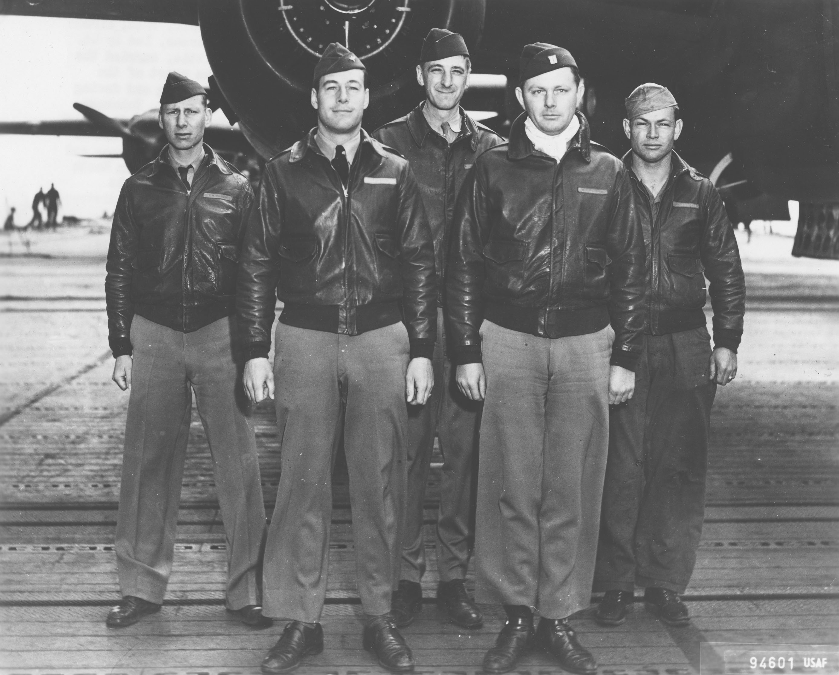 Asisbiz Crew No 02 40-2292 B-25B Mitchell 17BG34BS Doolittle Tokyo raiders 01