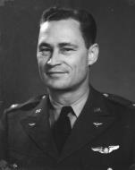 Asisbiz USAAF Major John A Hilger Squadron Commander and 2d in Command to BrigGen James Doolittle 18th Apr 1942 01
