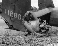 Asisbiz 41 12898 B 25C Mitchell locked break wheel on landing Wewak New Guinea 21st Jun 1943 NA591