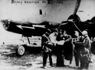 Asisbiz B 25 Mitchell 341OBAP lightning bolt emblem art nose art left side 1945 01