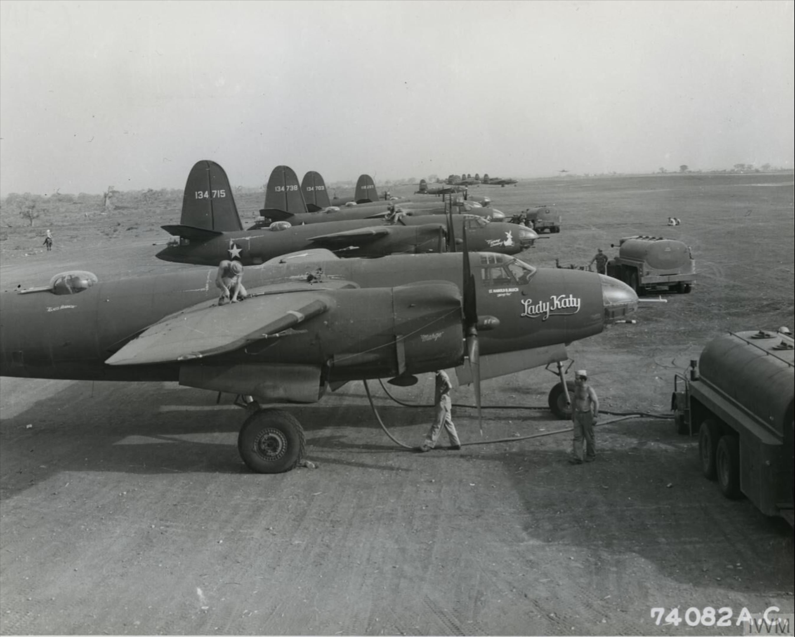 41 18285 B 26B Marauder 8AF 323BG454BS RJ Lady Katy being refueled at Rufisque Senegal Jun 1943 FRE13263