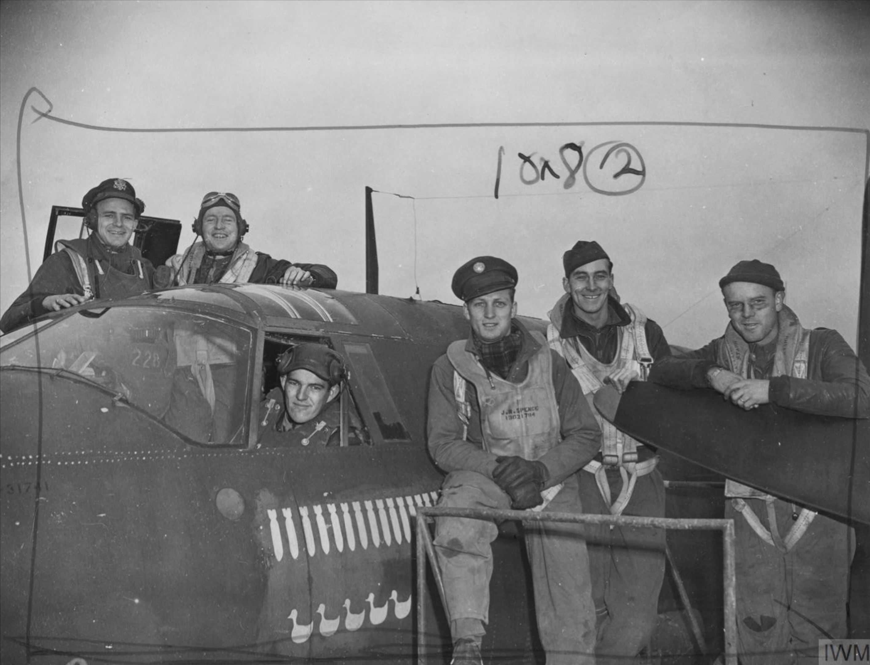 41 31741 B 26B Marauder 9AF 322BG449BS PNN Winnie Dee JR Spence and crew 11 Nov 1943 FRE4451