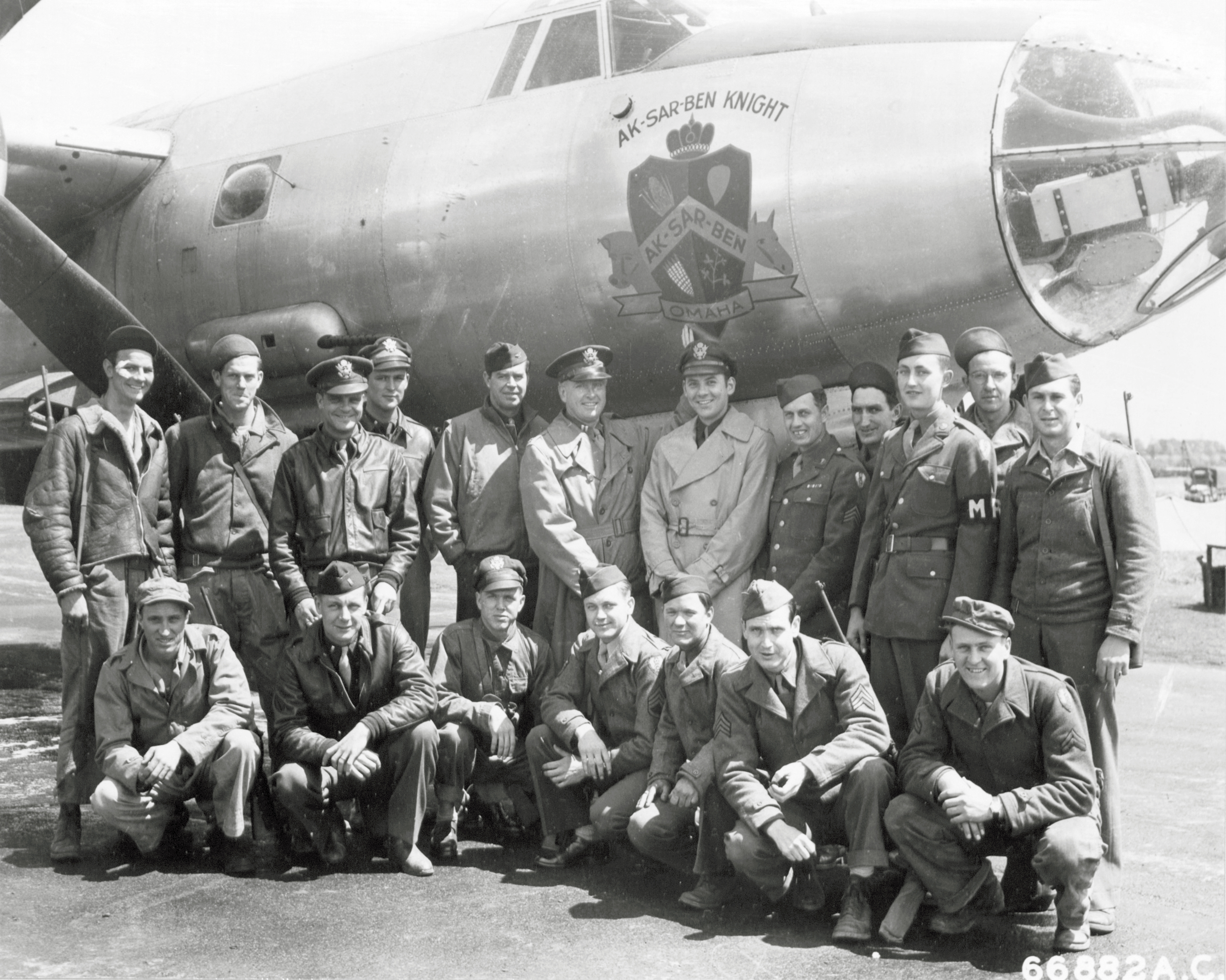42 107806 B 26C Marauder 391BG573BS T6C Ak Sar Ben Knight with crew in England 16th Jun 1944 NA669