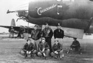 Asisbiz 41 31644 B 26B Marauder 9AF 386BG555BS YAC Crescendo with crew Great Dunmow Essex Engalnd 1 Sep 1943 02