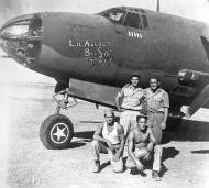 Asisbiz 41 35014 B 26C Marauder 12AF 17BG95BS 62 Lil Angels Big Sis with crew North Africa 1943 01