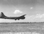 Asisbiz 42 6246 Boeing B-29 Superfortress 444BG679BS crew bailed out 80mi SW of Hsichang China during ferry flight 28th Jun 1944 01