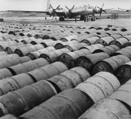 Asisbiz 42 6281 Boeing B-29 Superfortress 40BG45BS S with rows of fuel tanks at Fanghsein China FRE11923