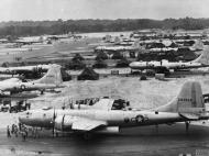 Asisbiz 42 93925 Boeing B-29A Superfortress 20AF 29BG875BS City of Arcadia aka No Balls Atoll at Saipan Mar 1945 FRE11916