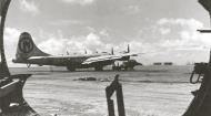 Asisbiz Boeing B-29 Superfortress 20AF 505BG 37 parked at Iwo Jima 1945 01