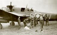 Asisbiz Bristol Beaufort I RAF 42Sqn WAG prepare to attack Prinz Eugen evening 17 May 1942 IWM C2450