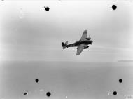 Asisbiz Bristol Beaufort I RAF 5 OTU (Coastal) L2 X8931 based at Chivenor Devon in flight over the sea IWM CH5963