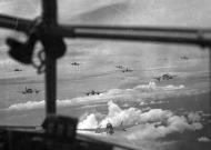 Asisbiz Bristol Beaufort RAAF in formation ebay 01