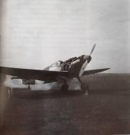 Asisbiz Messerschmitt Bf 109D1 being unpacked in Spain Aerojournal No82 2011 07