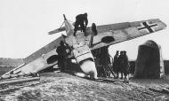 Asisbiz Messerschmitt Bf 109D1 3.JG77 Yellow 9 landing mishap 02