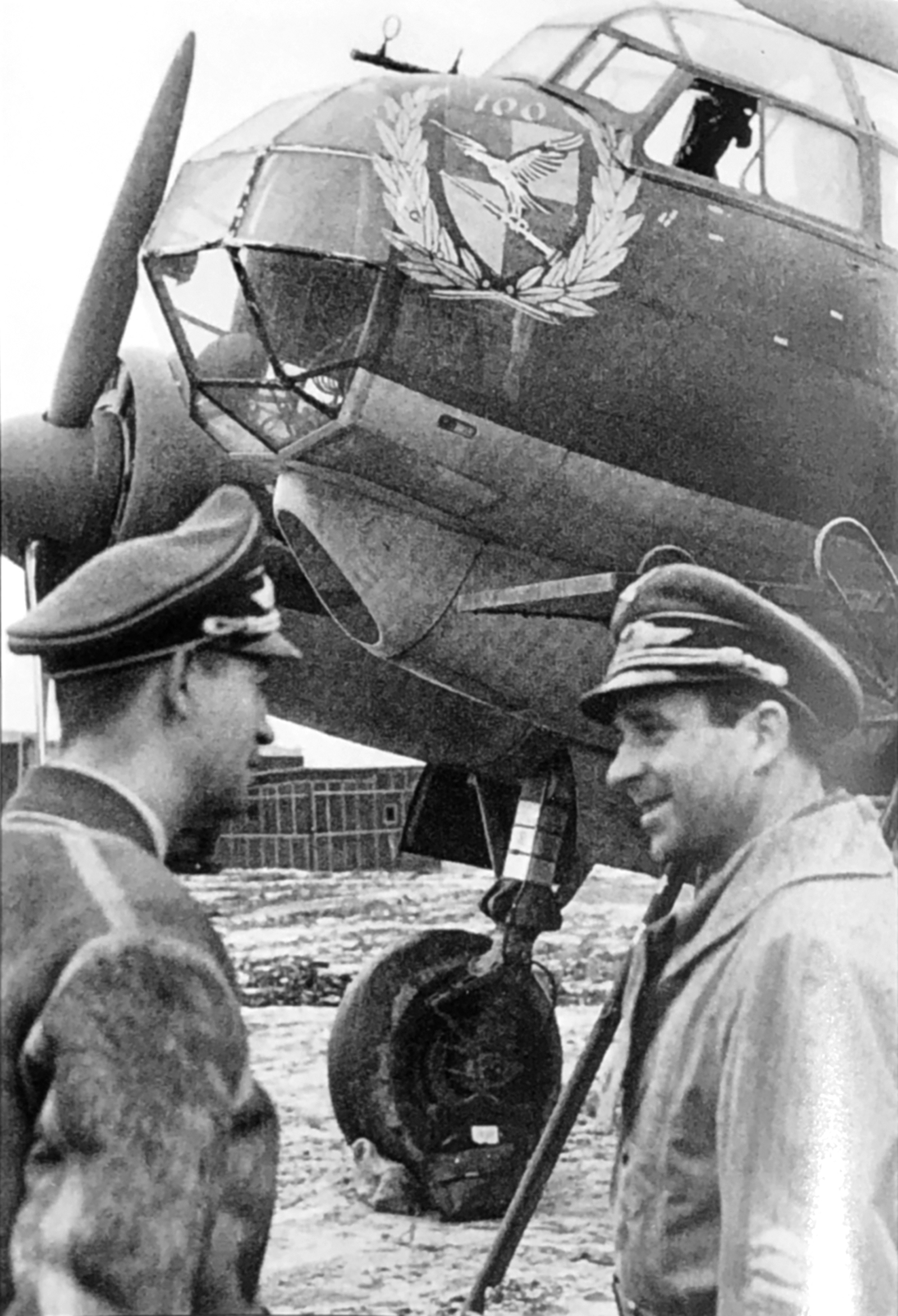 Junkers Ju 88A 2.(F)123 code 4U+KK left Waldemar Felgenhauer Athens Tatoi 29th Jan 1942 P246