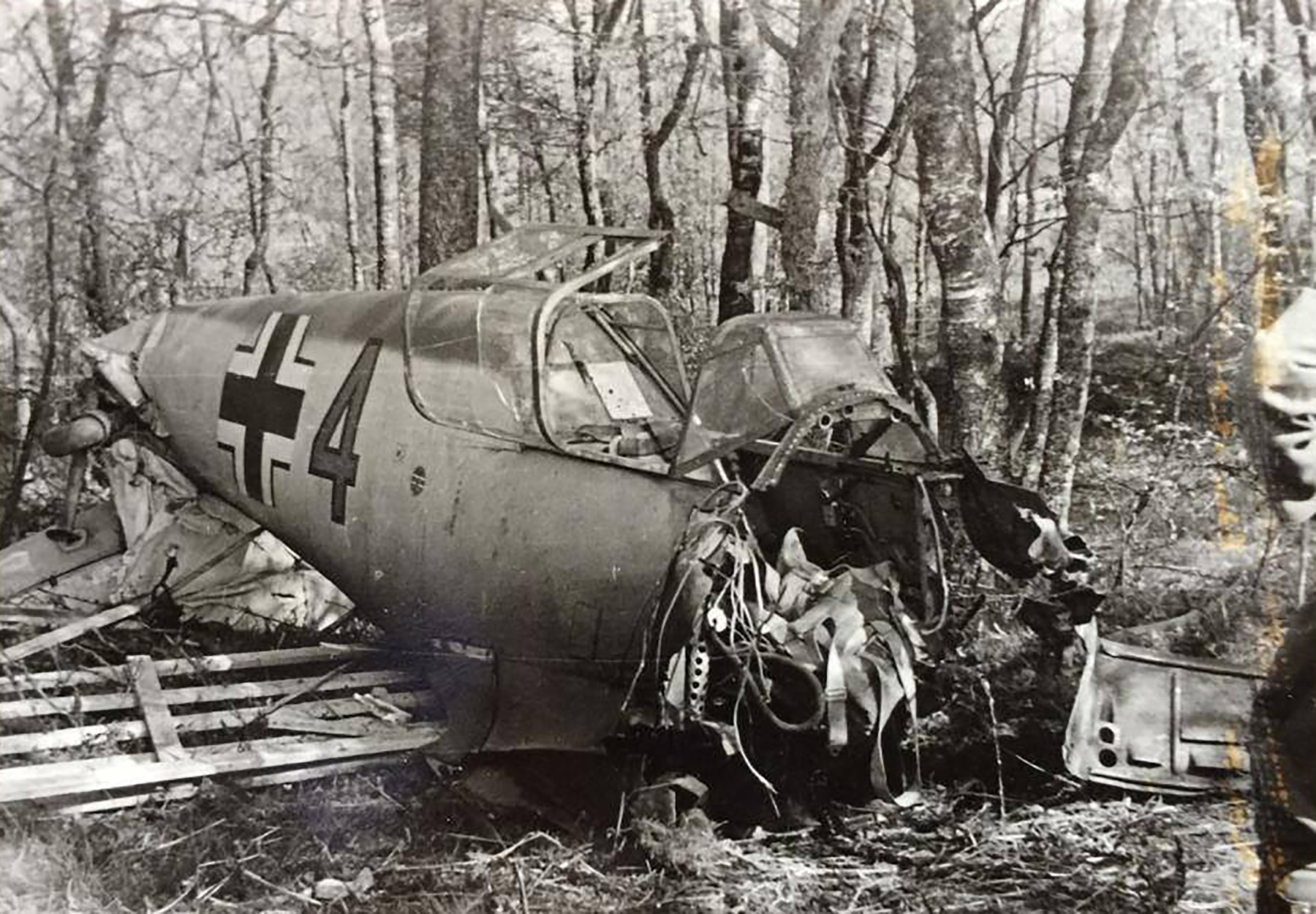 Messerschmitt Bf 109E1 Brown 4 crash site France 1940 eBay 01