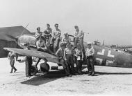 Asisbiz Messerschmitt Bf 109E Jugdgruppe Sud 2.JGrSud Red 11 Salon de Provence 1943 01