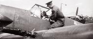 Asisbiz Messerschmitt Bf 109E3 FARR being prepared for take off Romania 1941 01