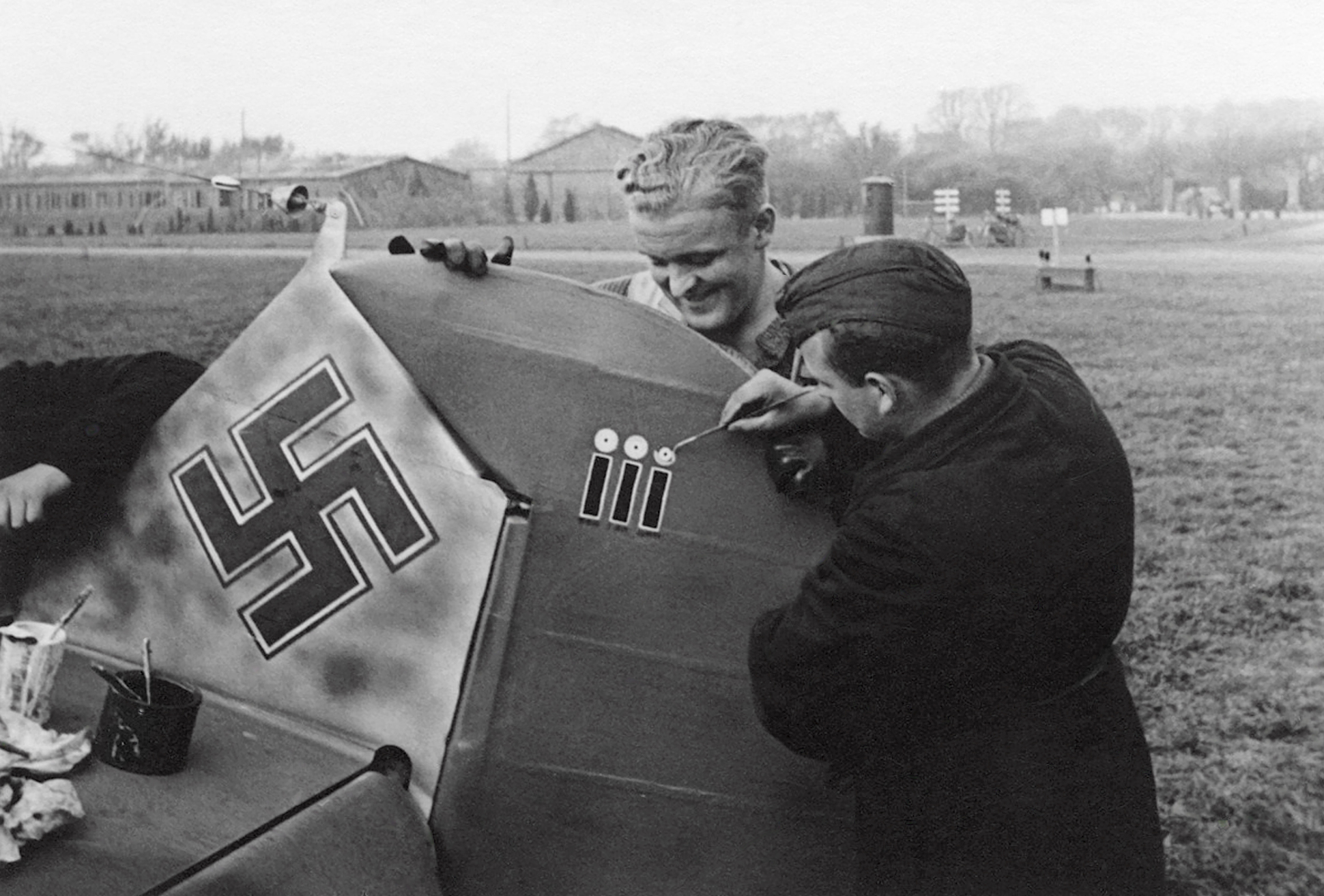 Messerschmitt Bf 109E 1.JG1 Black 11 Werner Gerhardt tail fin showing 3 kills Vlissingen Holland 14th Apr 1941 01
