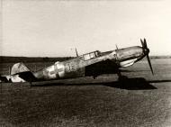 Asisbiz Messerschmitt Bf 109E4 JG101 Black 18 Pyrenees France 1943 01