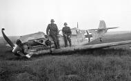 Asisbiz Messerschmitt Bf 109E4 1.JG2 Black outline 15 belly landed France 1940 01