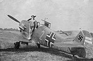 Asisbiz Messerschmitt Bf 109E4 3.JG2 Yellow 2 Helmut Wick WNr 5344 France Aug 1940 02