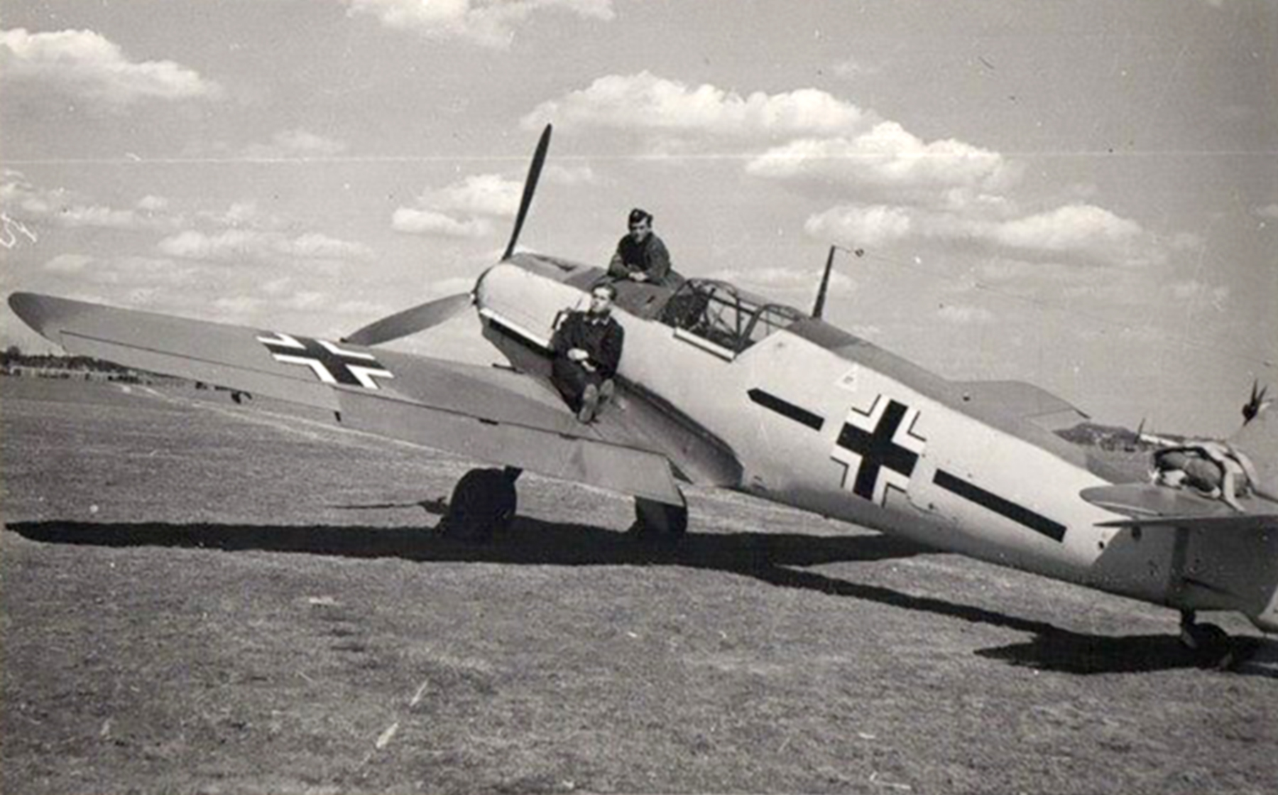 Messerschmitt Bf 109E3 Stab JG2 before departure for Frankfurt Rebstock 2 Nov 1939 eBay 01