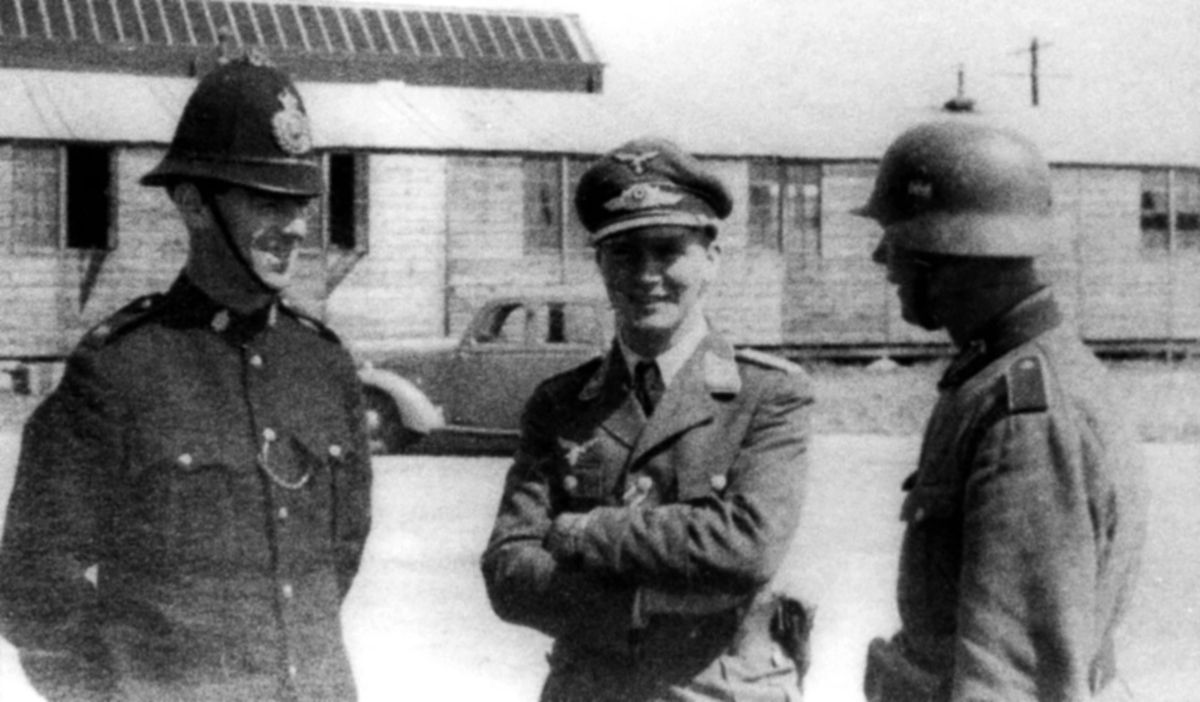 Aircrew Luftwaffe JG2 ace Julius Meimberg with a Guernsey Bobby 01