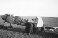 Asisbiz Messerschmitt Bf 109E3 2.JG26 Red 6 being salvaged France 1940 01