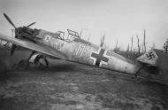 Asisbiz Messerschmitt Bf 109E4 1.JG26 White 11 with eagle emblem France late 1940 01