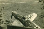 Asisbiz Messerschmitt Bf 109E4 1.JG26 White 7 with eagle emblem France late 1940 01