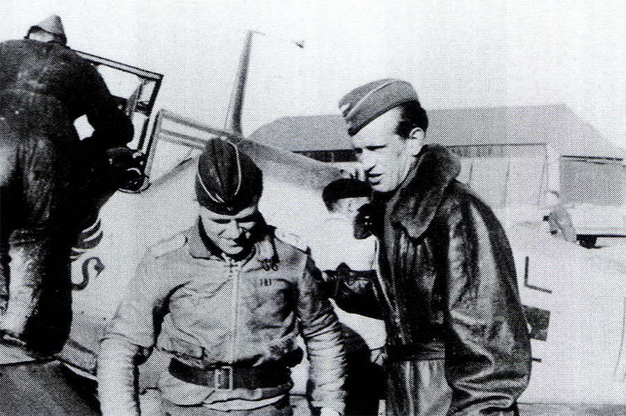 Aircrew Luftwaffe JG26 ace pilot and ex Olympian Joachim Muncheberg being briefed 01