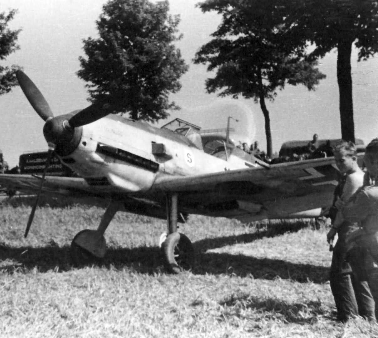Messerschmitt Bf 109E3 JG26 France early 1940 01