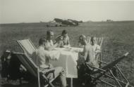 Asisbiz Aircrew Luftwaffe JG26 pilots having lunch summer Krieg 1939 ebay 01