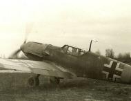 Asisbiz Messerschmitt Bf 109E7B 15.JG27 taxing Ostfront 1941 eBay 01