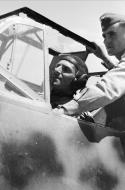 Asisbiz Messerschmitt Bf 109E7Trop 2.JG27 Friedrich Korner Sicily to North Africa 1942 04