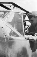Asisbiz Messerschmitt Bf 109E7Trop 2.JG27 Friedrich Korner Sicily to North Africa 1942 05