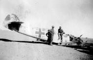 Asisbiz Messerschmitt Bf 109E7Trop 3.JG27 Yellow 6 belly landed North Africa 1941 web 01