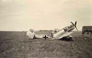 Asisbiz Messerschmitt Bf 109E3 2.JG27 Black 2 damaged France 1940 ebay 03