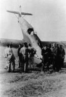 Asisbiz Messerschmitt Bf 109E3B 7.JG27 White 2 after a bad landing Russia 1941 01